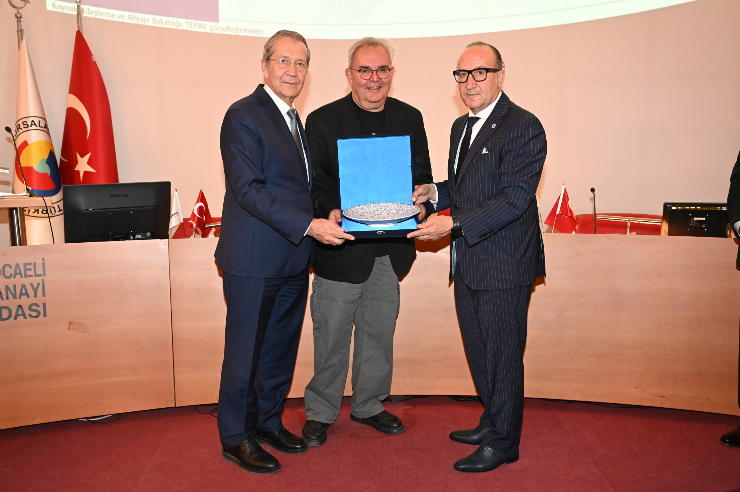 KSO Meclisine TEPAV Kurucu Direktörü Prof. Dr. Güven Sak konuk oldu