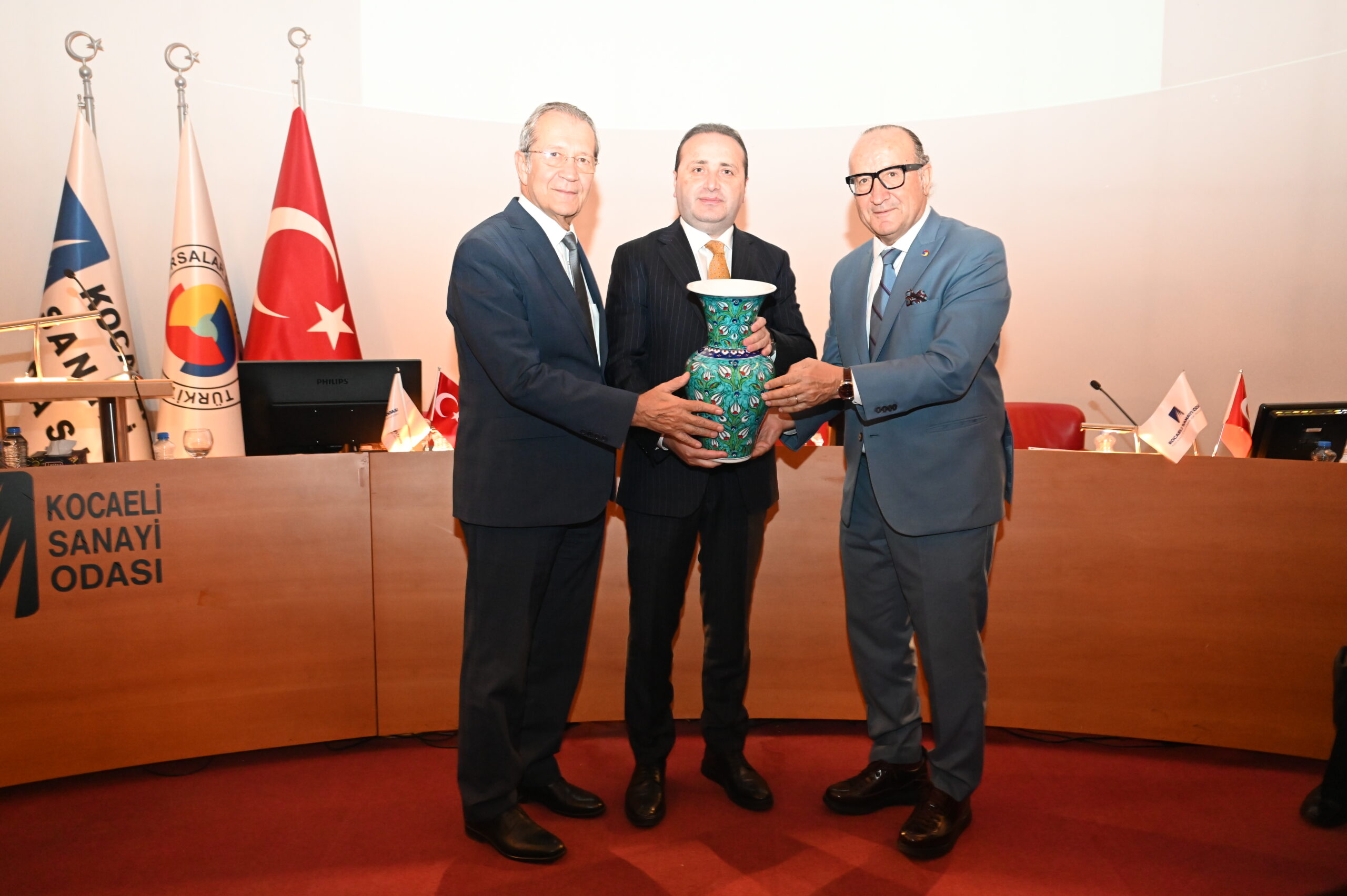 KSO Meclisine T.C. Ticaret Bakan Yardımcısı Mustafa Tuzcu konuk oldu